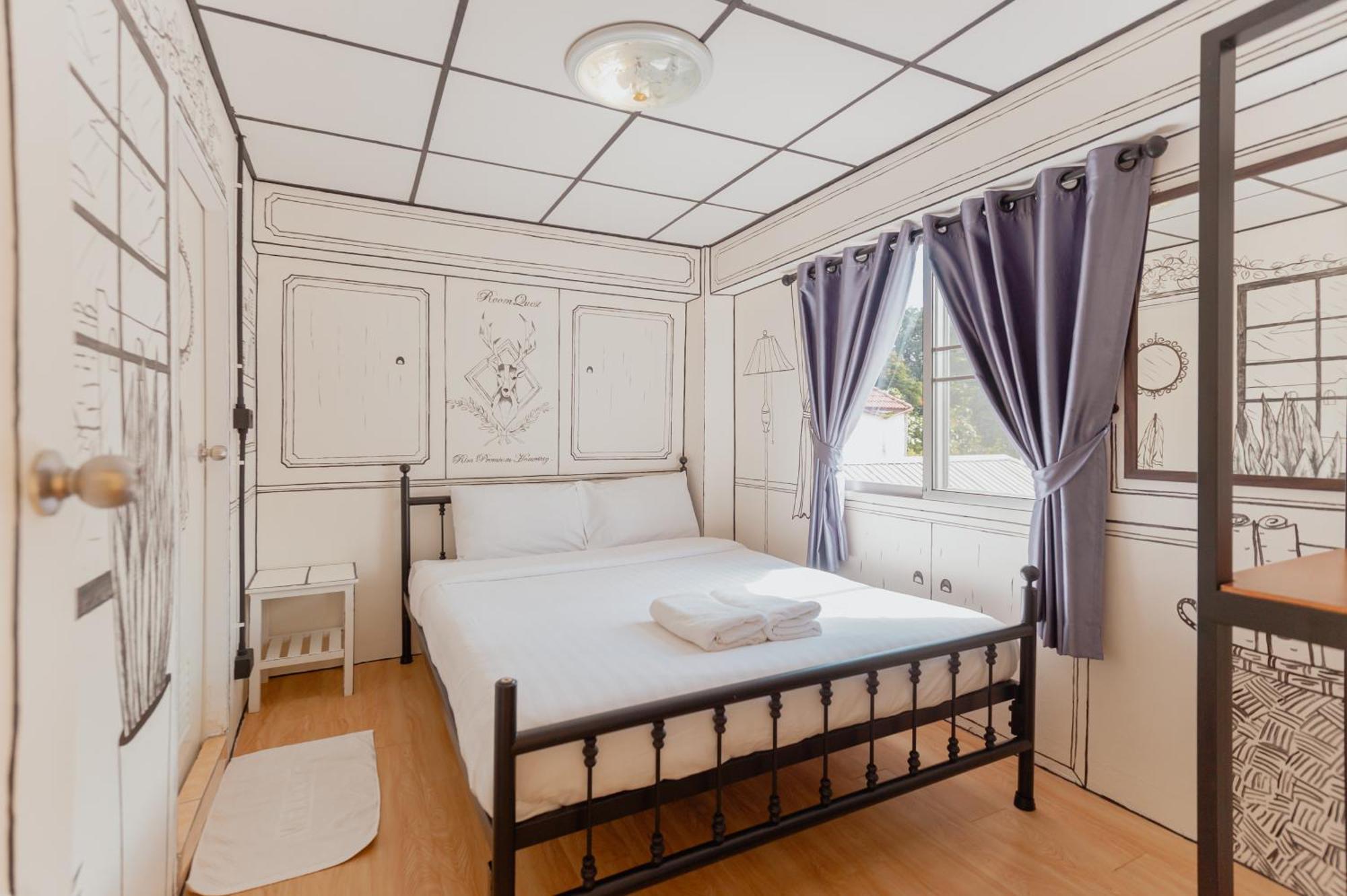 Roomquest Chiang Mai Tha Phae Quarto foto